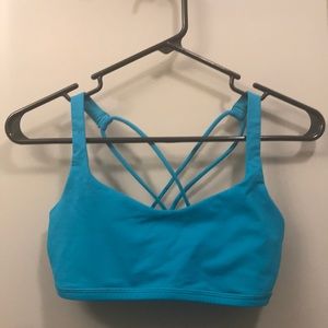 Lululemon free to be bra